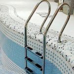 نردبان استخر